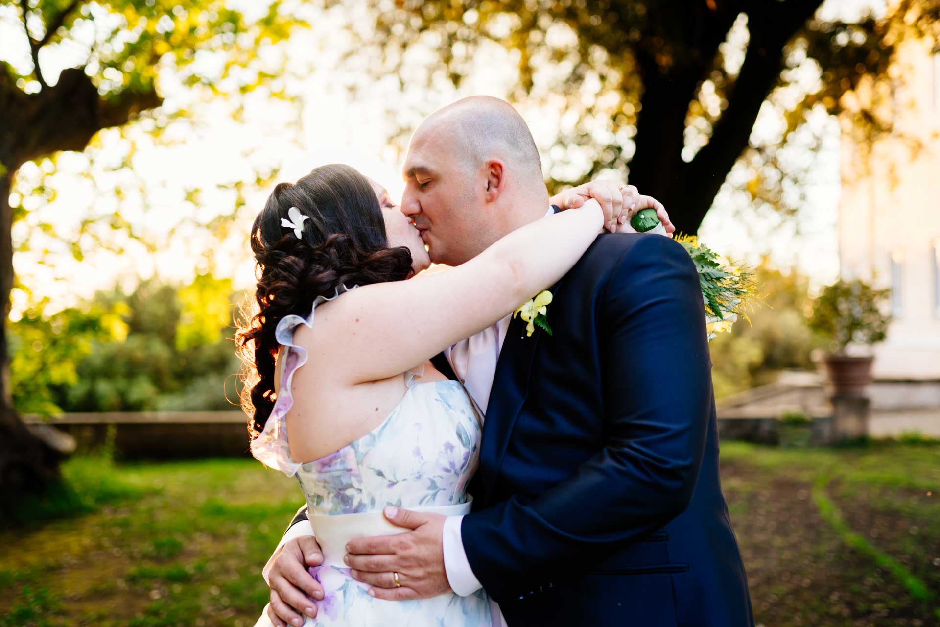 Sposi dopo il rito civile di Matrimonio nel Park Hotel Villa Grazioli