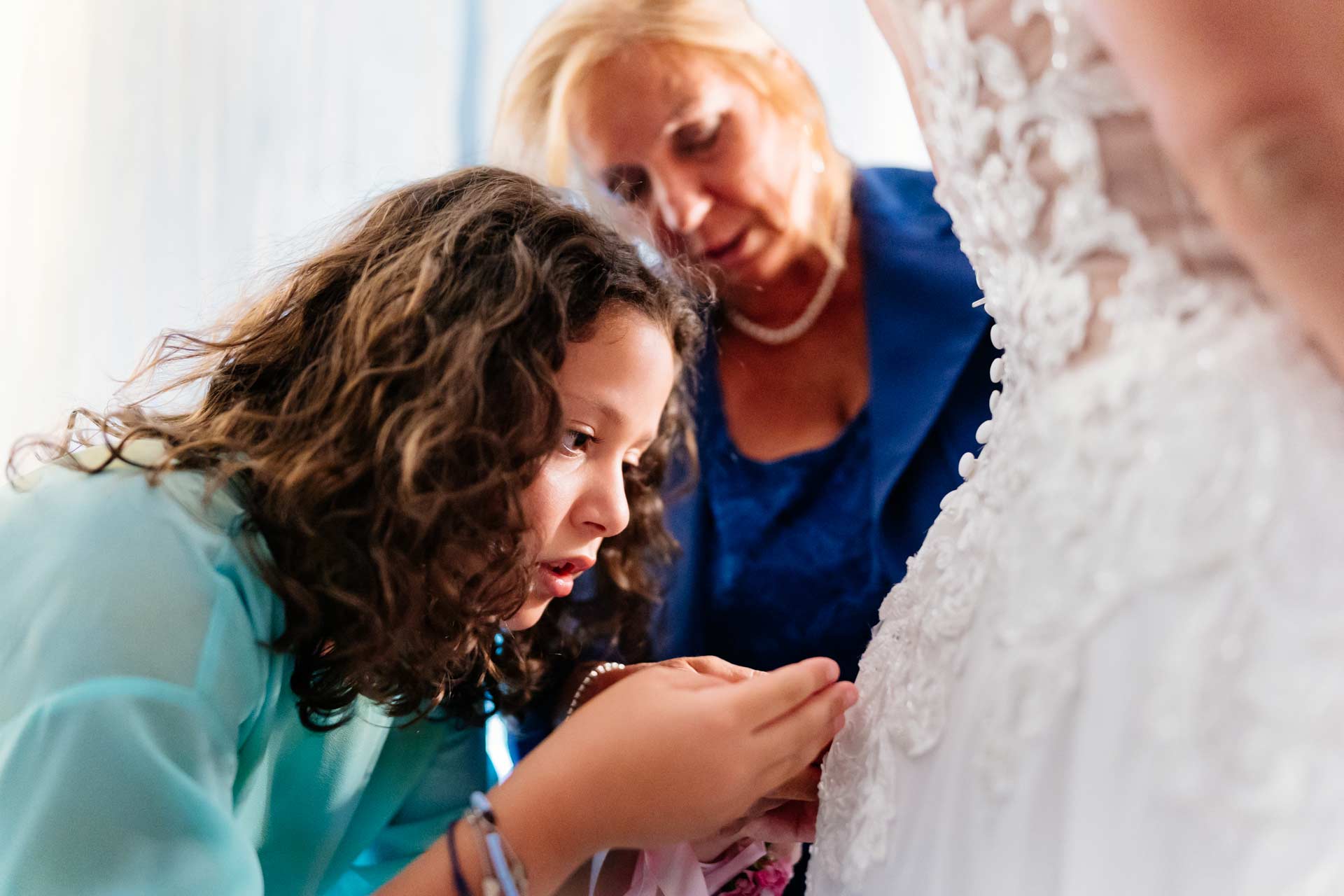 Preparazione della sposa al rito civile di Matrimonio nel Castello di Decima